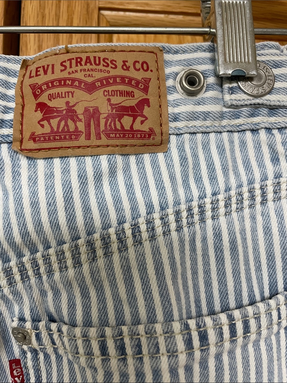 Levi's Cinch Baggy Women's Carpenter Jeans - Size 25 - Picture 10 of 12